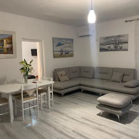 Vjola 2 Apartment Sarande
